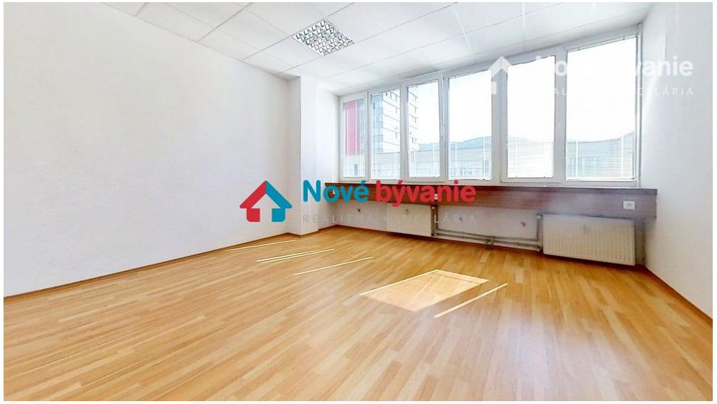 Na prenájom kancelária  Banská Bystrica 27,20m2